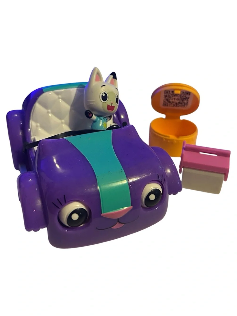 GABBYS DOLLHOUSE Carlita and Pandy Paws Picnic playset